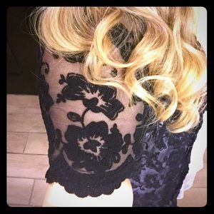 Torrid 2X (2) lace kimono in black